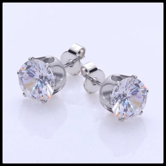 Jewelry - 6 mm cubic zirconia studs stainless steel post
